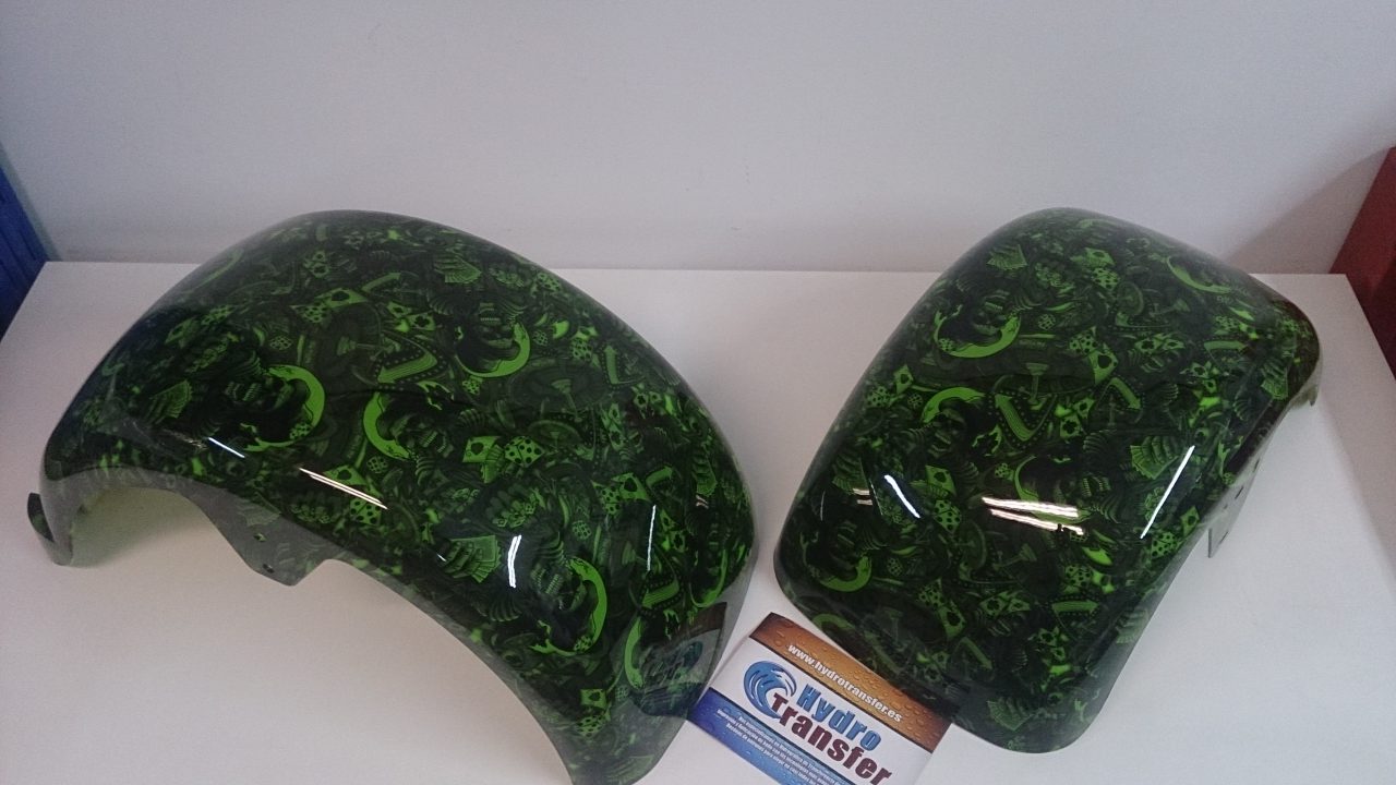 pieza moto verde calaveras